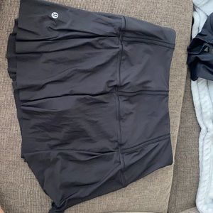 Lululemon Tennis Skirt. Size 4.